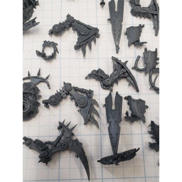 Warhammer 40k Chaos Space Marine Bits Warpforged Venomcrawler - Picture 4 of 9